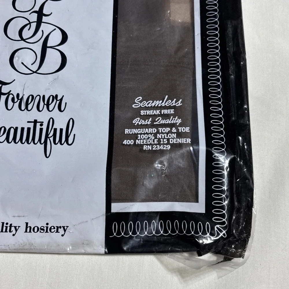 Vintage 1960s Coffee Stretch Nylon Pantyhose Forever‎ Beautiful Size 10.5